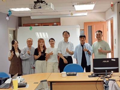 114-2學期國際學生聚會圖片